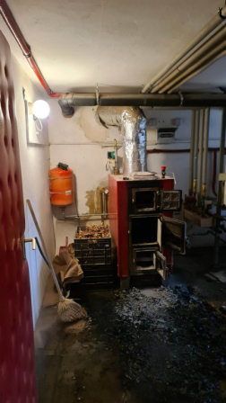 Túlnyomó szelep engedett le egy bői családi házban