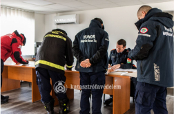 Elindult Törökországba a magyar mentőcsapat - köztük két Vas vármegyei tűzoltóval
