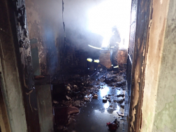 Lakhatatlanná vált a tűzeset következtében a családi ház Kenyeriben