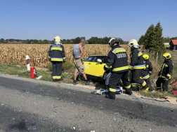 Kamion és személyautó karambolozott Táplánszentkeresztnél