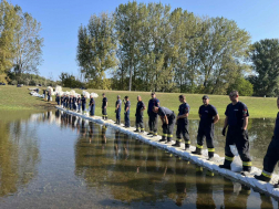 Nem adtak esélyt annak, hogy a víz legyen az úr