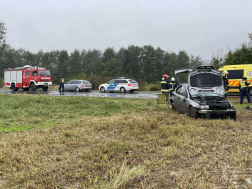 A szántóföldre hajtott egy autó Lukácsházánál