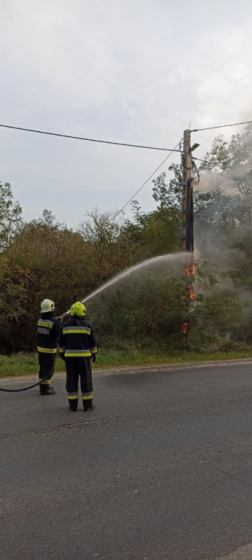 Villamos kapcsolószekrény tűzesete Nádasdnál