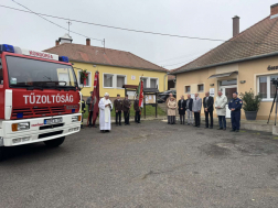 Felszentelését követően kezdheti meg a szolgálatot az új tűzoltógépjármű Kondorfán