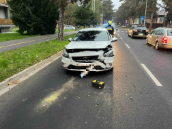 Ráfutásos balesetben ütközött két autó Szombathelyen