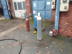 Tűz egy szombathelyi raktárban