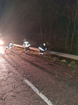 Fakidőlés Bük és Acsád között