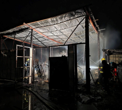 Autószerelő műhely égett Nicken