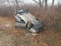 Két autó ütközött a 87-es főúton, Gencsapátinál 