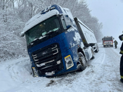 Több mint kétszáz hóhelyzet adta káresemény a vármegyében