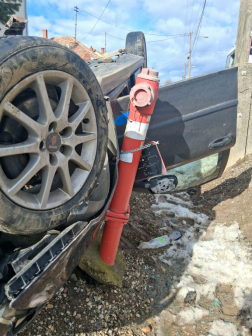 Vízelvezető árokba hajtott egy autó Simaságon