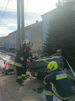 Vízelvezető árokba hajtott egy autó Simaságon