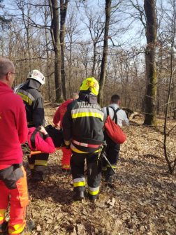 Kalaposkőnél mentették a bajbajutott túrázót