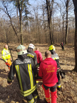 Kalaposkőnél mentették a bajbajutott túrázót