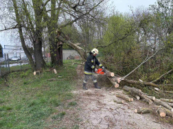 Újra feltámadt a szél, azonban csökkent a viharkárok száma