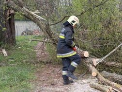 Újra feltámadt a szél, azonban csökkent a viharkárok száma