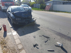 Két közlekedési balesethez riasztották tegnap a vármegye tűzoltóit