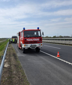 Autó füstölt Vasegerszegnél