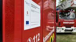 Új tűzoltóautó állt szolgálatba Sárváron