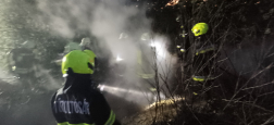 Bokros, cserjés terület égett Zsirán