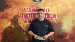Kerek születésnapos tűzoltók köszöntése