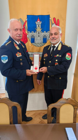 Negyven év szolgálat elismerése