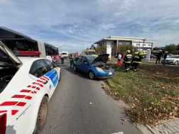 Két autó ütközött Szombathelyen, a Csaba úton