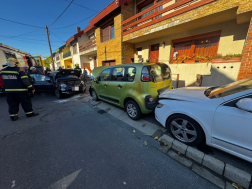 Parkoló autók voltak érintettek a szombathelyi balesetben