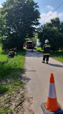 Autó hajtott gázcsőnek Őriszentpéteren